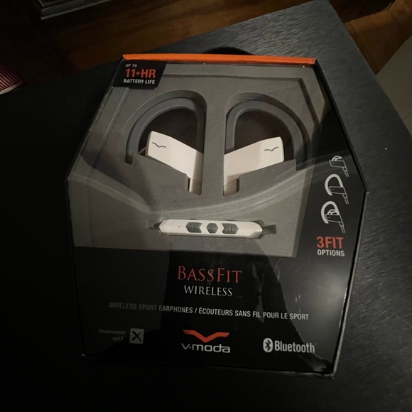 V-MODA BassFit in-Ear Wireless Sport Headphones - White
